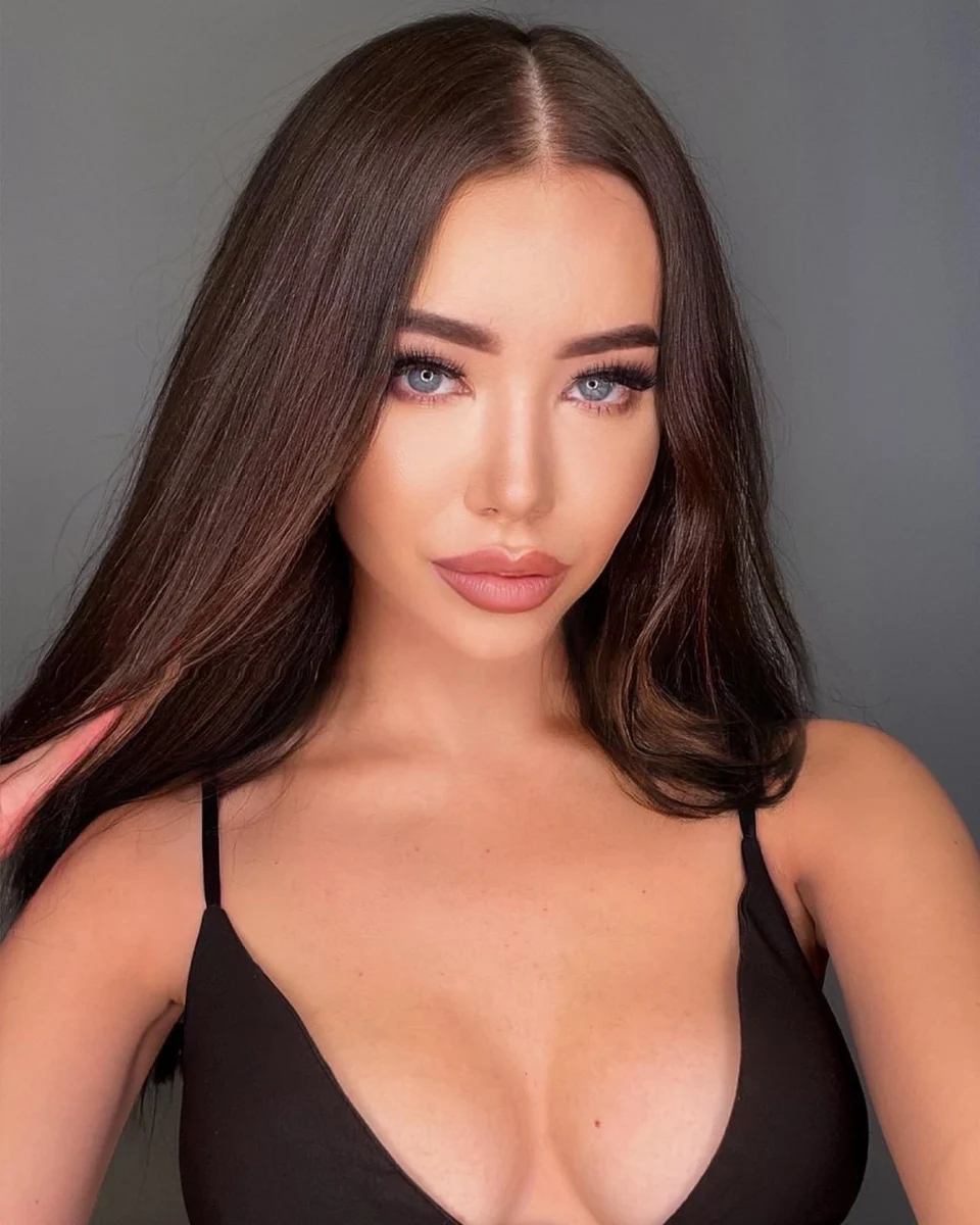 Adeline profile in Dubai