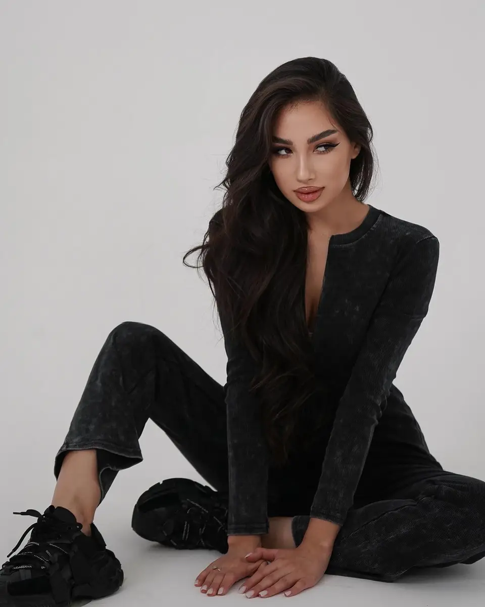 Инила эскорт в городе Дубай