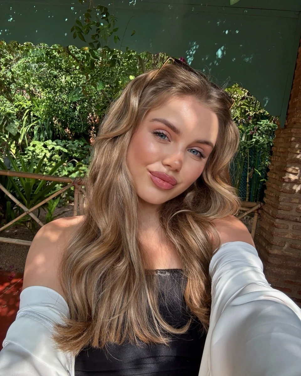 Jade profile in Dubai