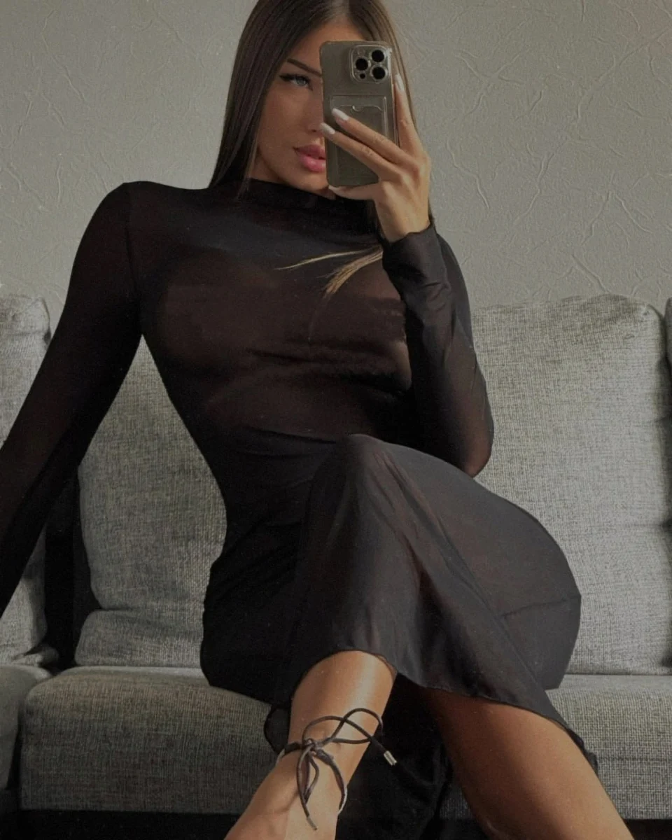 Lana profile in Dubai