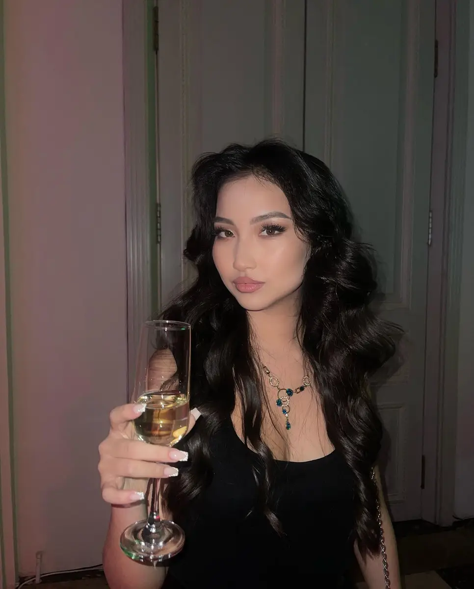 Мален эскорт в городе Дубай