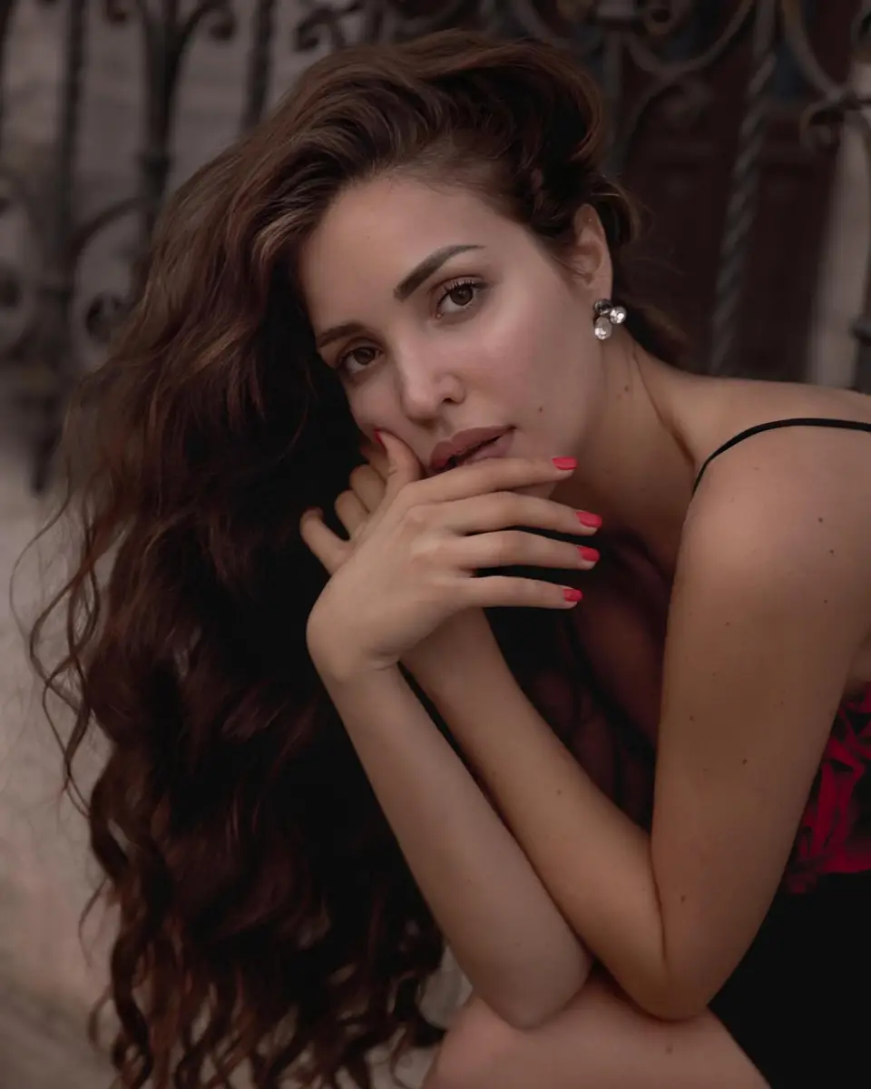 Мина эскорт в городе Дубай