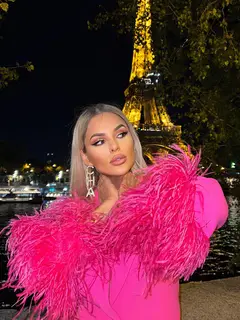 Miroslava escort in Paris