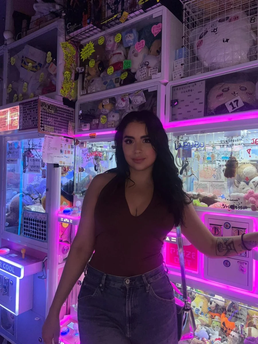 Rosa profile in Dubai